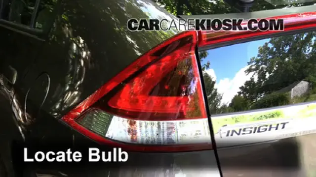 2013 Honda Insight LX 1.3L 4 Cyl. Lights Brake Light (replace bulb)